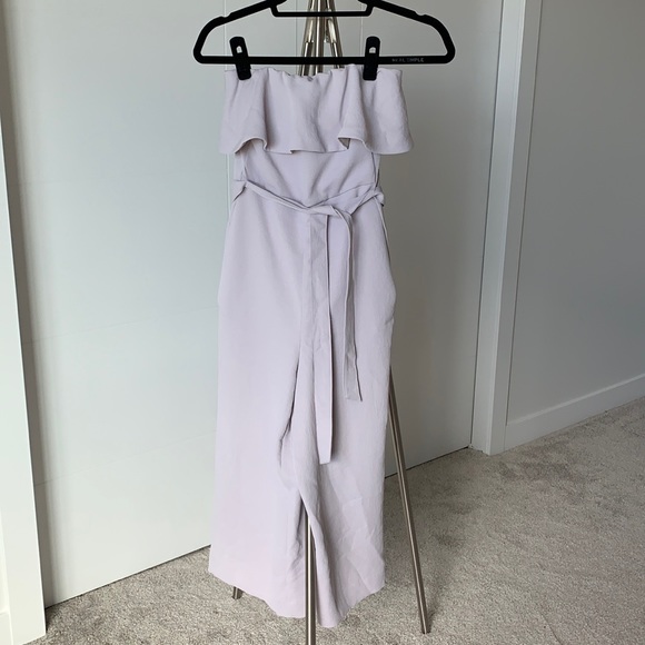 Aritzia Babaton Flutter Jumpsuit - Picture 1 of 3
